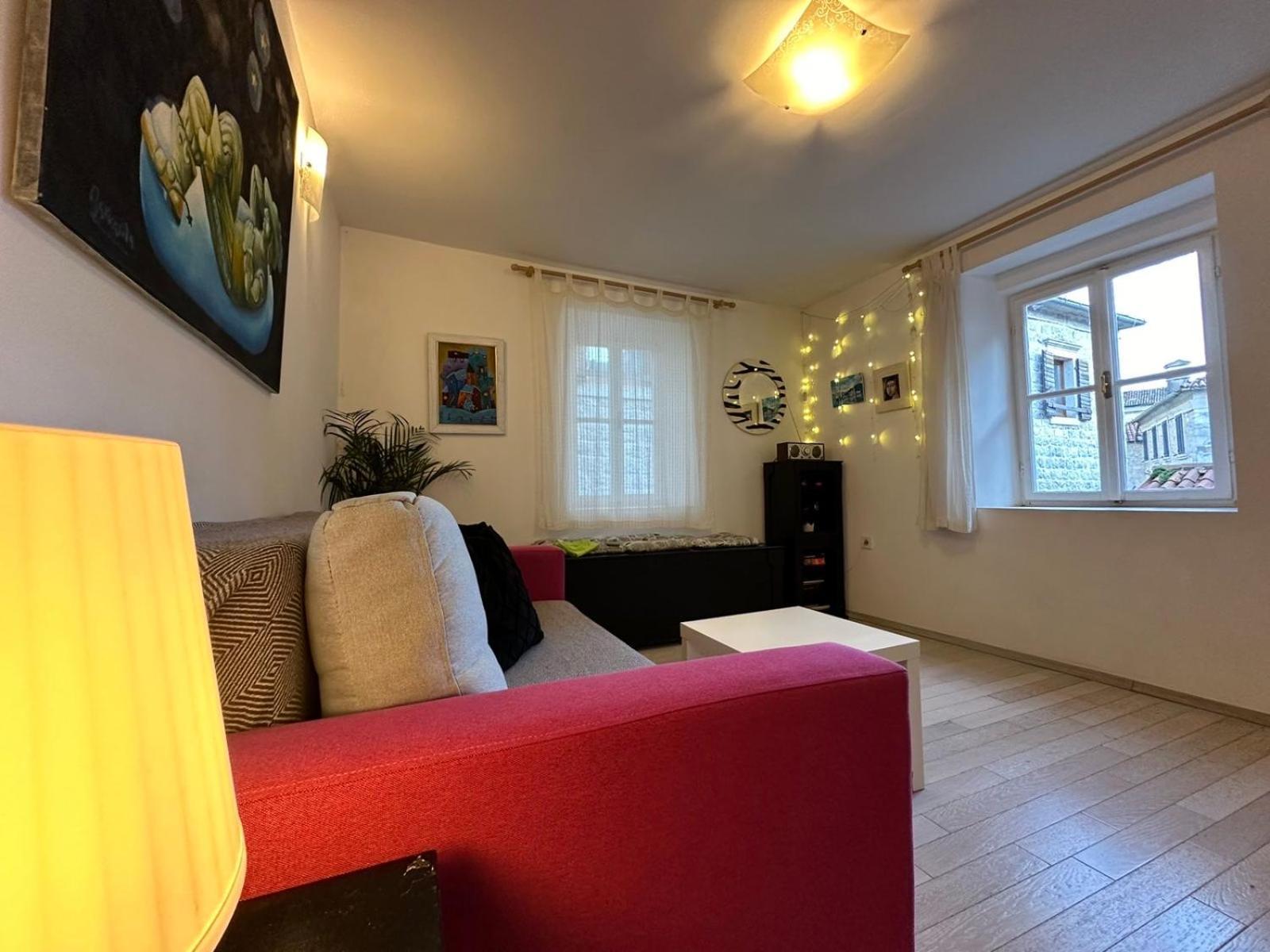 Charming Apartment With A Terrace Kotor Buitenkant foto